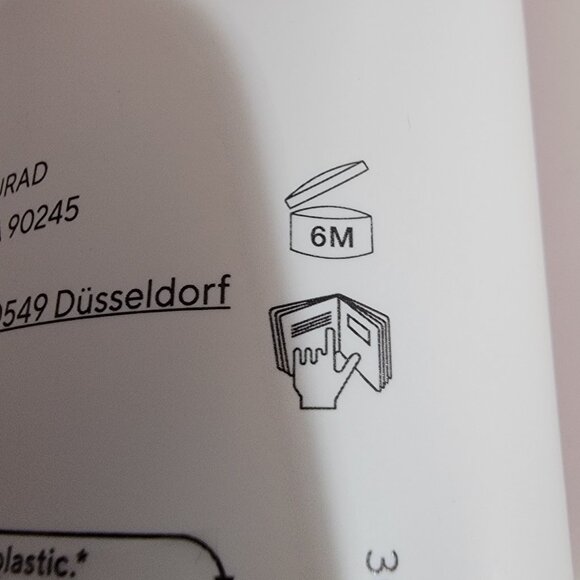 Murad Hydration AHA/BHA Exfoliating Cleanser - Picture 7 of 10